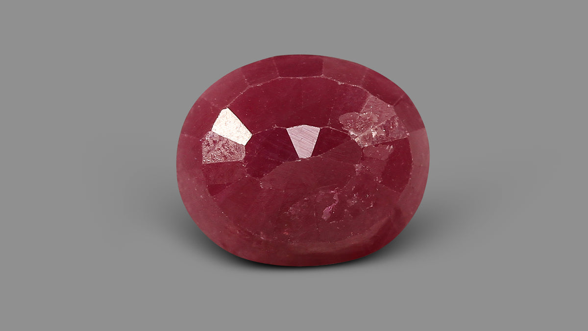 African Ruby (Manik) 6.55 Carats / 7.2 Ratti