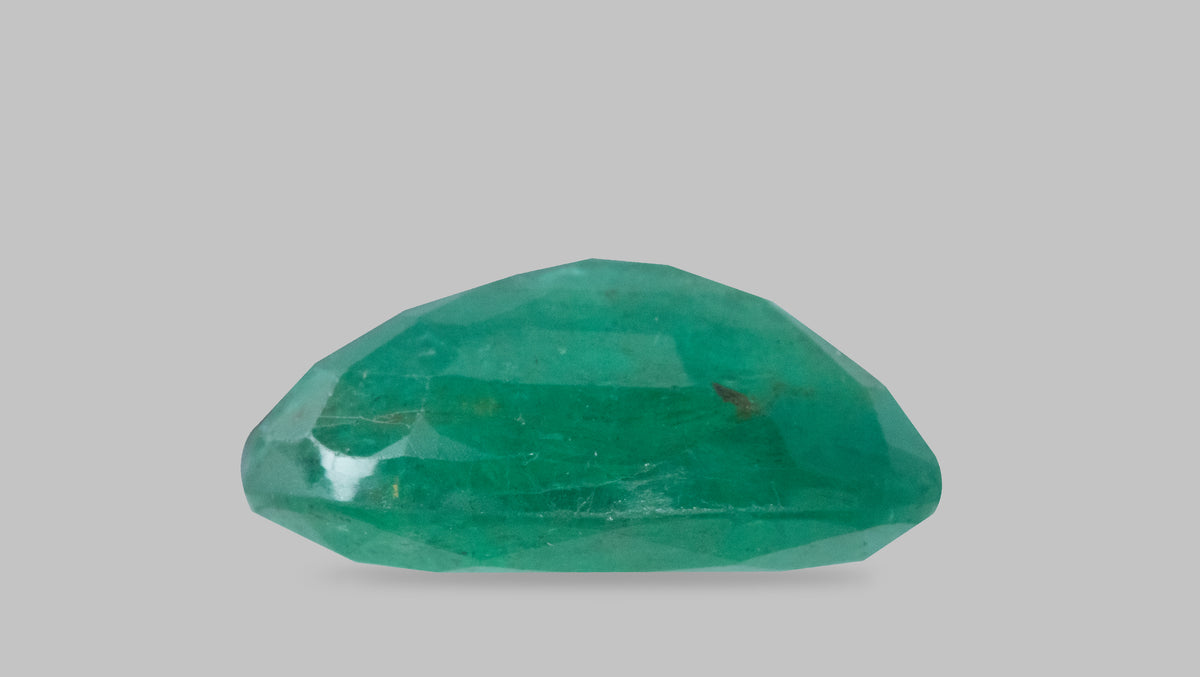 Zambian Emerald (Panna) 4.66 Carats / 5.12 Ratti