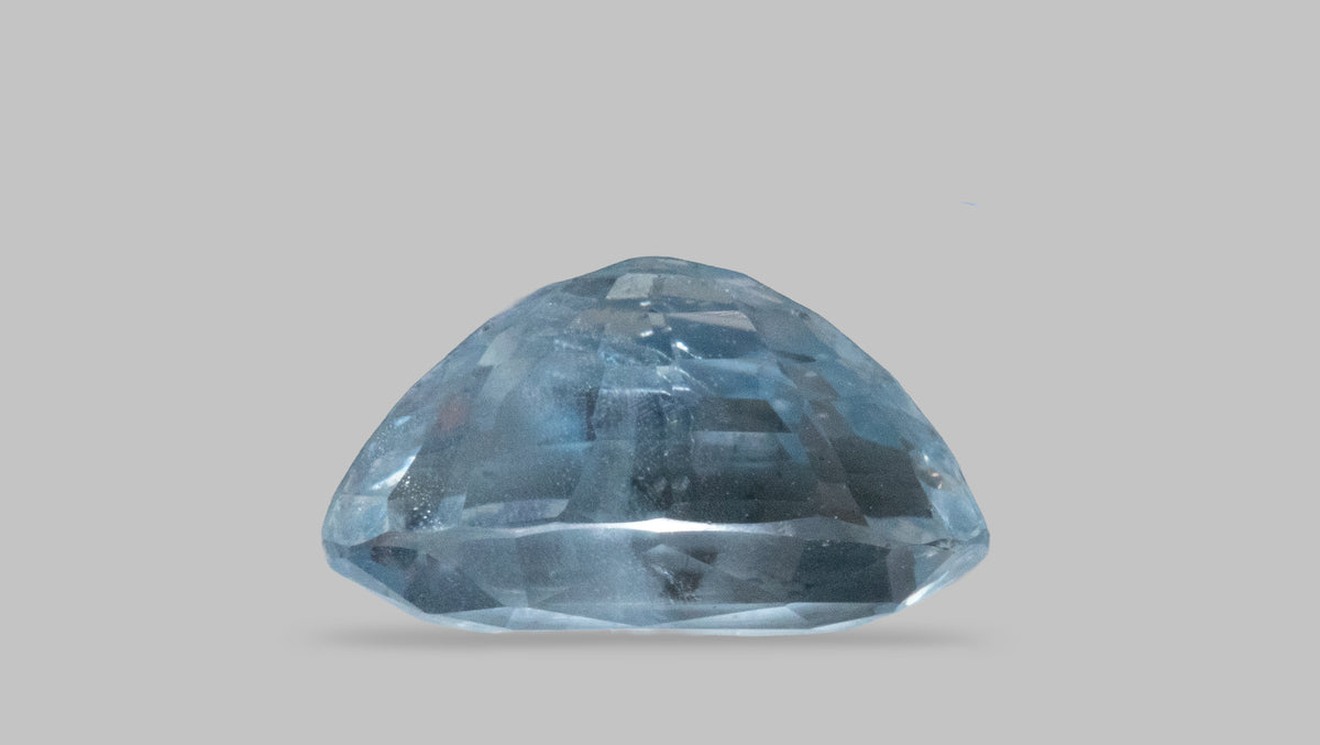 Natural Blue Sapphire 5.51 Carats / 6.05 Ratti