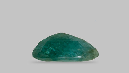 Minor Oil Zambian Emerald 5.07 Carats / 5.57 Ratti