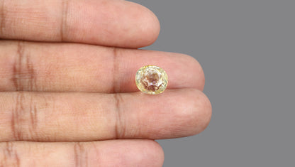 YELLOW TOPAZ 7.50 CARATS / 8.24 Ratti