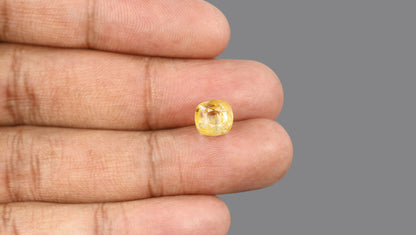 YELLOW TOPAZ 5.12 CARATS / 5.63 Ratti