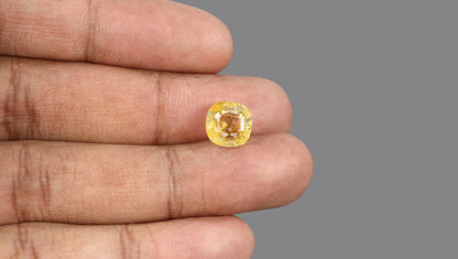 YELLOW TOPAZ 6.35 CARATS / 6.98 Ratti