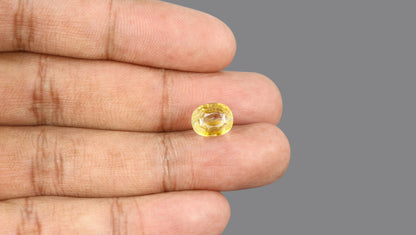 YELLOW TOPAZ 6.71 CARATS / 7.37 Ratti