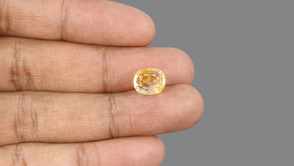 YELLOW TOPAZ 6.41 CARATS / 7.04 Ratti