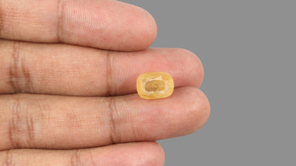 YELLOW TOPAZ 7.06 CARATS / 7.86 Ratti