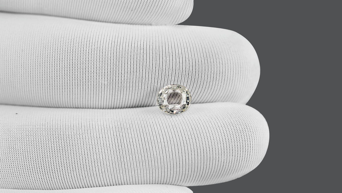Natural White Sapphire 1.84 Carats / 2.02 Ratti