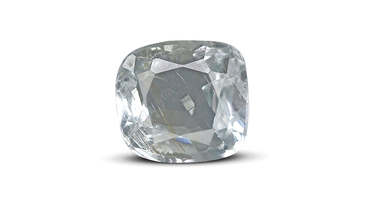 Natural White Sapphire 2.82 Carats / 3.1 Ratti