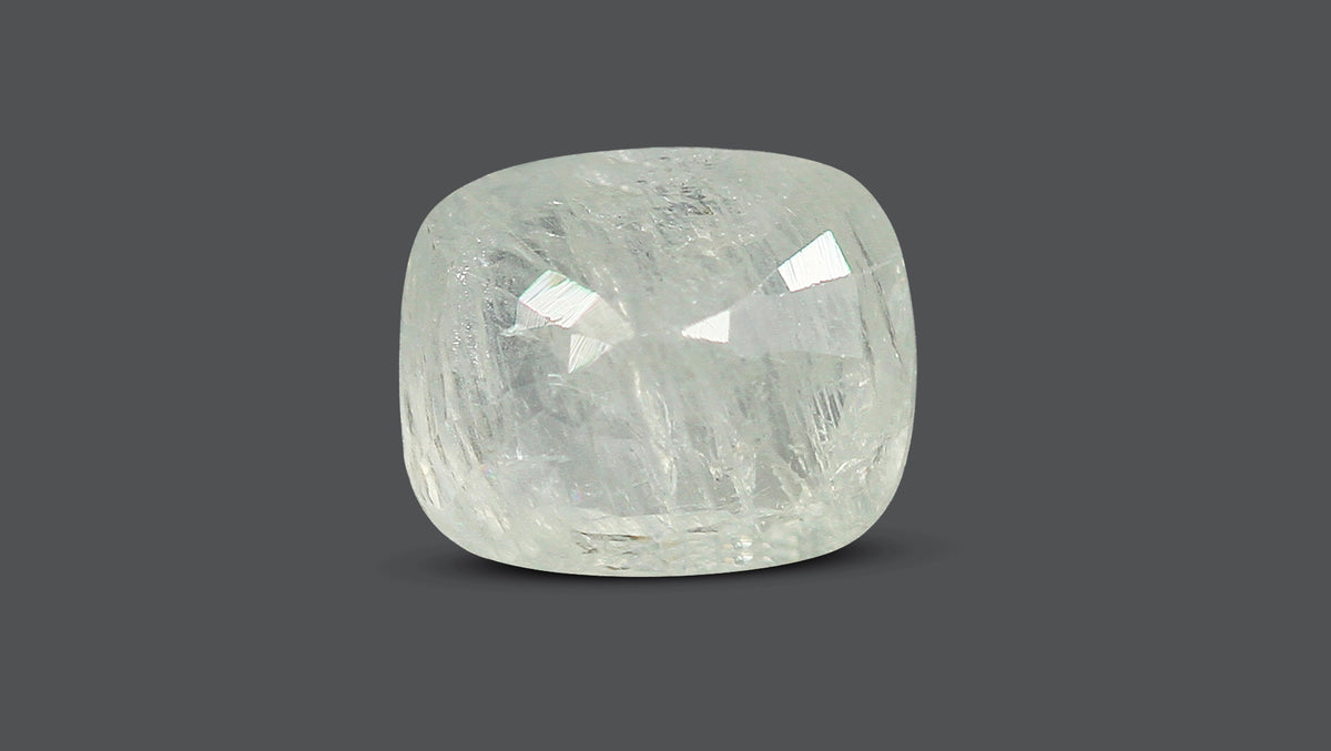 Natural White Sapphire 8.38 Carats / 9.21 Ratti