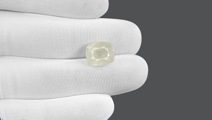 Natural White Sapphire 9.00 Carats / 9.89 Ratti