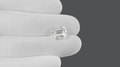 Natural White Sapphire 8.67 Carats / 9.53 Ratti