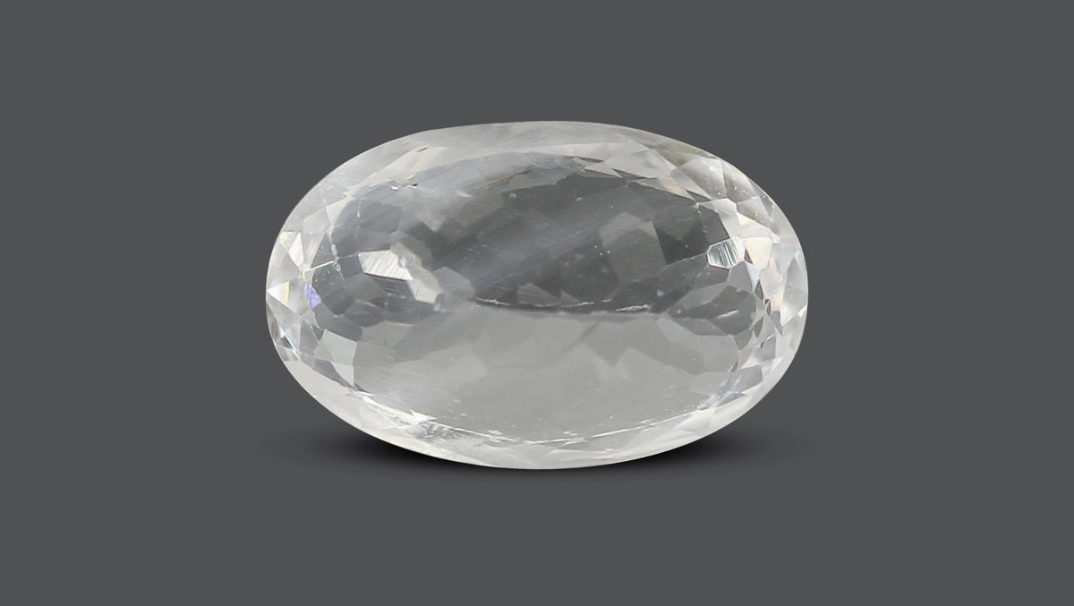 Natural White Sapphire 5.16 Carats / 5.67 Ratti