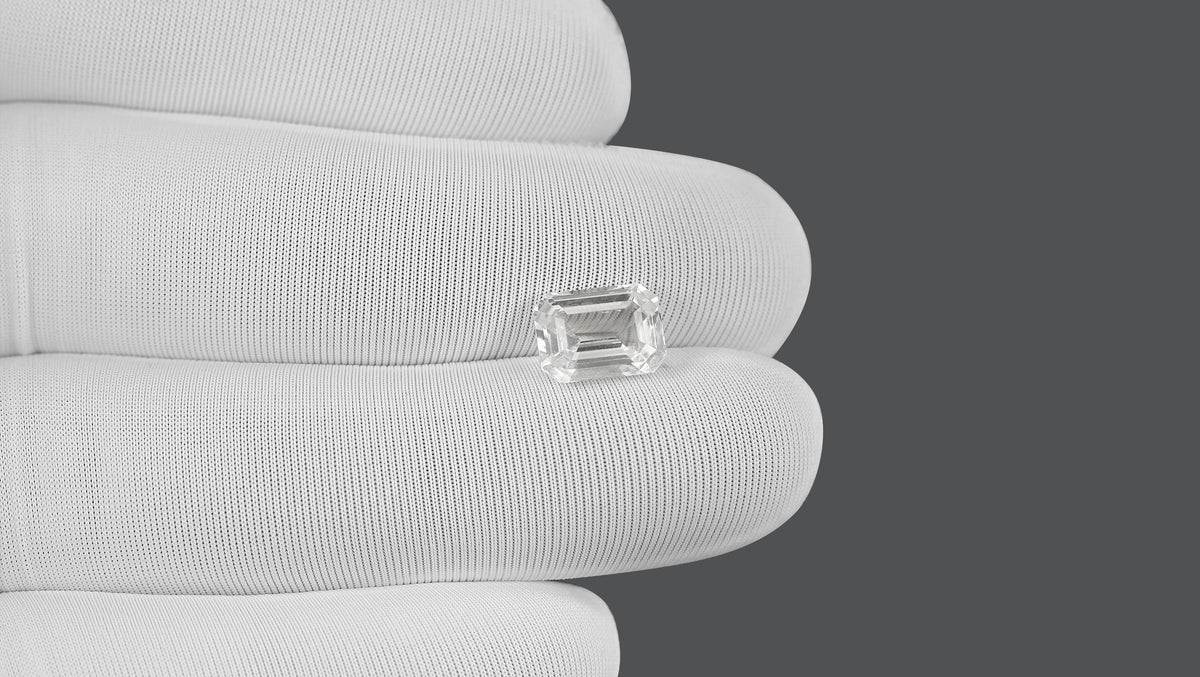 Natural White Sapphire 4.00 Carats / 4.4 Ratti