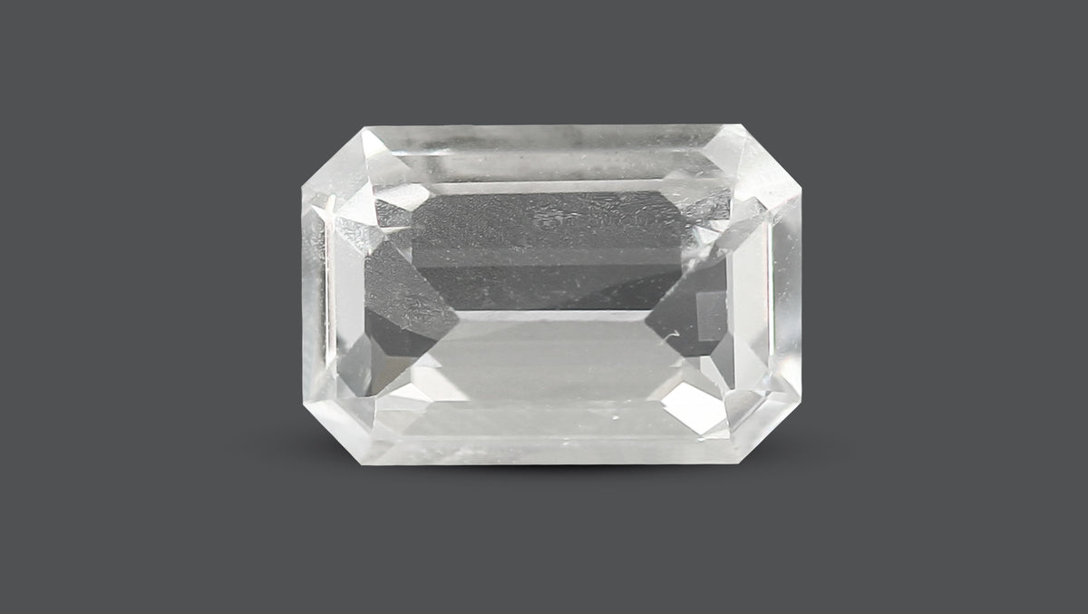 Natiral White Sapphire 2.90 Carats / 3.19 Ratti
