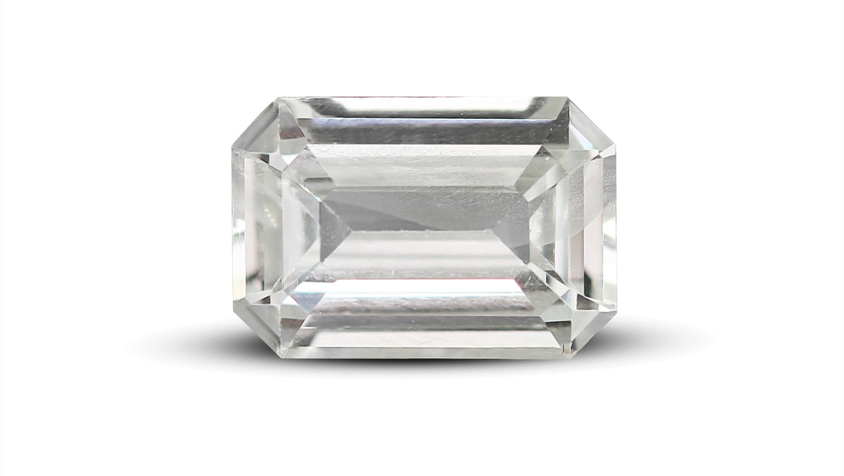 Natiral White Sapphire 2.90 Carats / 3.19 Ratti