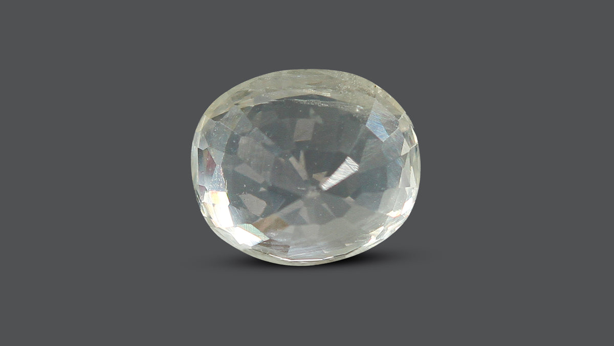 Natural White Sapphire 4.61 Carats / 5.07 Ratti