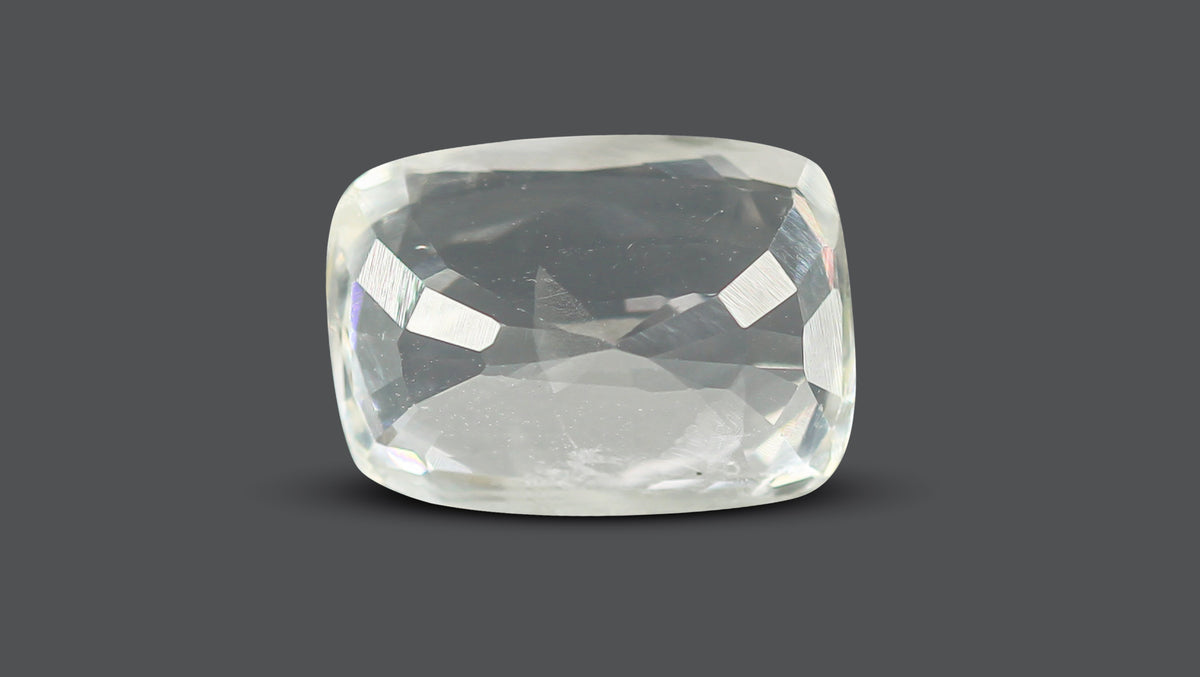 Natural White Sapphire 4.71 Carats / 5.18 Ratti