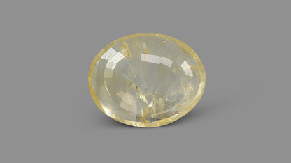 Natural Yellow Sapphire 5.67 Carats / 6.23 Ratti