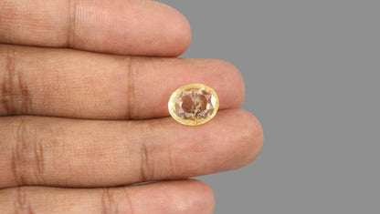 Natural Yellow Sapphire 5.67 Carats / 6.23 Ratti