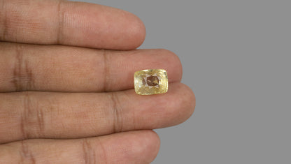 Natural Yellow Sapphire 9.42 Carats / 10.35 Ratti