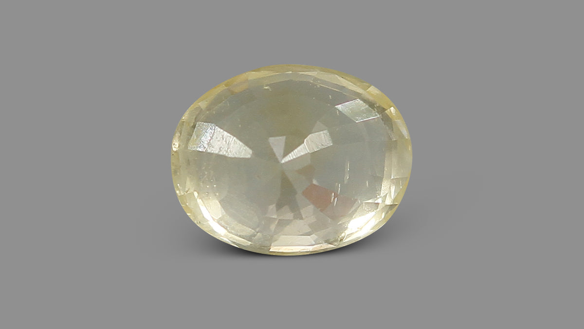 Natural Yellow Sapphire 2.63 Carats / 2.89 Ratti