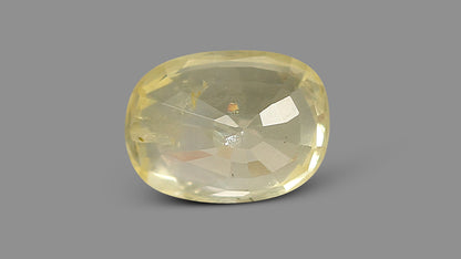 Natural Yellow Sapphire 2.74 Carats / 3.01 Ratti