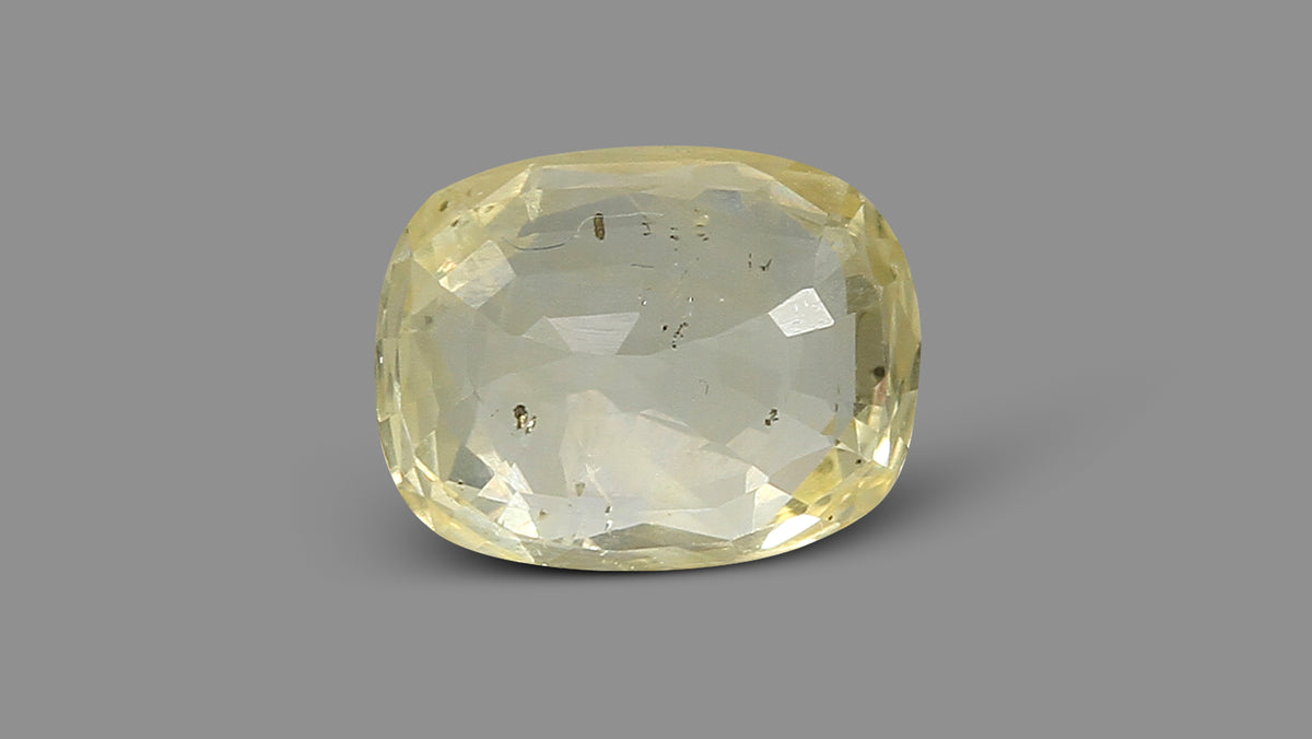Natural Yellow Sapphire 2.74 Carats / 3.19 Ratti