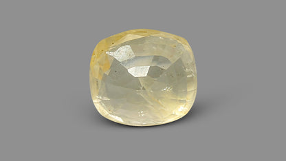 Natural Yellow Sapphire 2.44 Carats / 2.68 Ratti