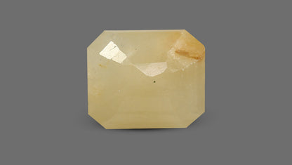 Natural Yellow Sapphire 10.14 Carats / 11.14 Ratti