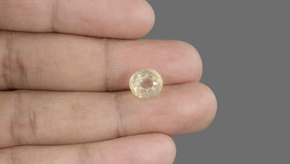 Natural Yellow Sapphire 7.41 Carats / 8.14 Ratti