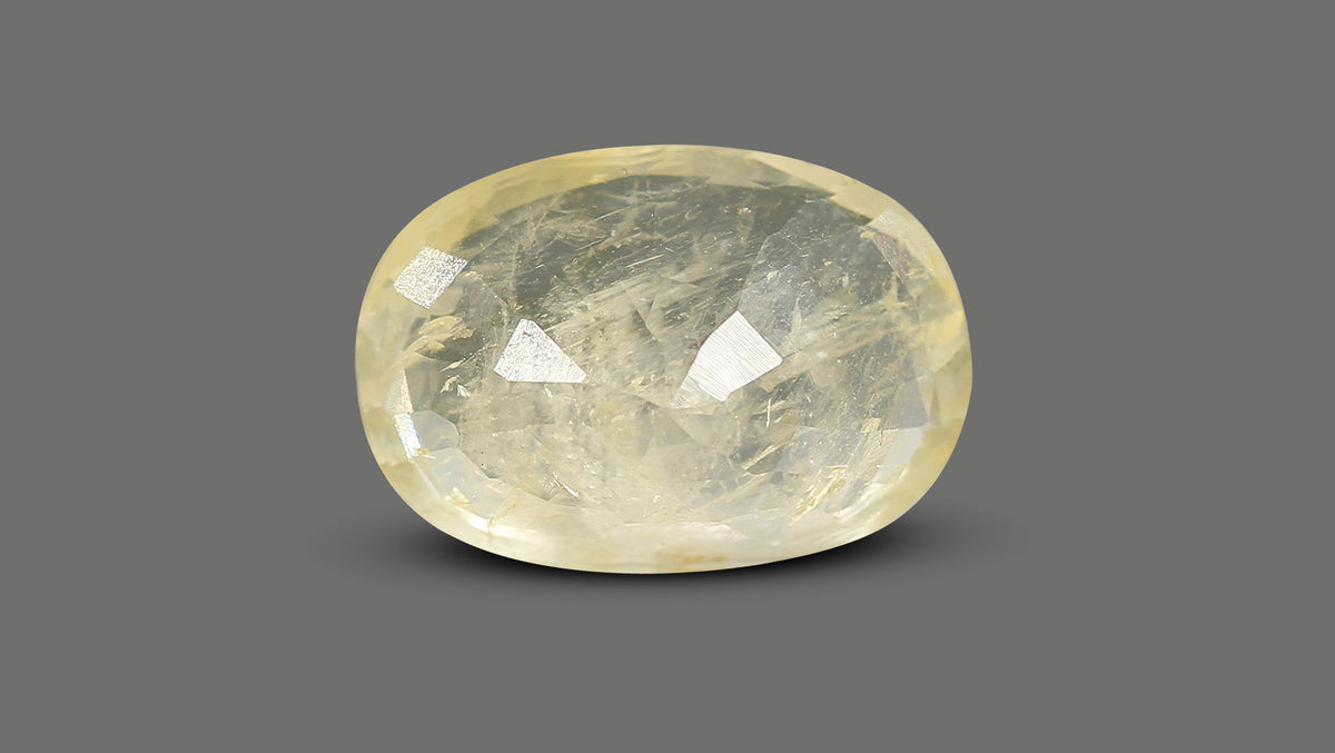 Natural Yellow Sapphire 7.58 Carats / 8.33 Ratti