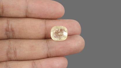 Natural Yellow Sapphire 12.55 Carats / 13.79 Ratti