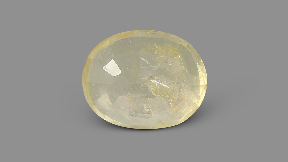 Natural Yellow Sapphire 8.41 Carats / 9.24 Ratti