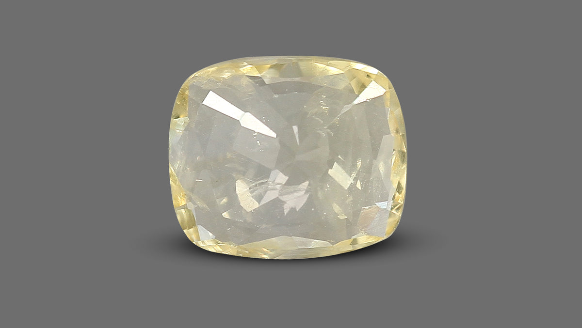 Natural Yellow Sapphire 2.74 Carats / 3.01 Ratti