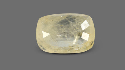 Natural Yellow Sapphire 8.87 Carats / 9.75 Ratti