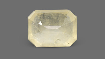 Natural Yellow Sapphire 10.17 Carats / 11.18 Ratti