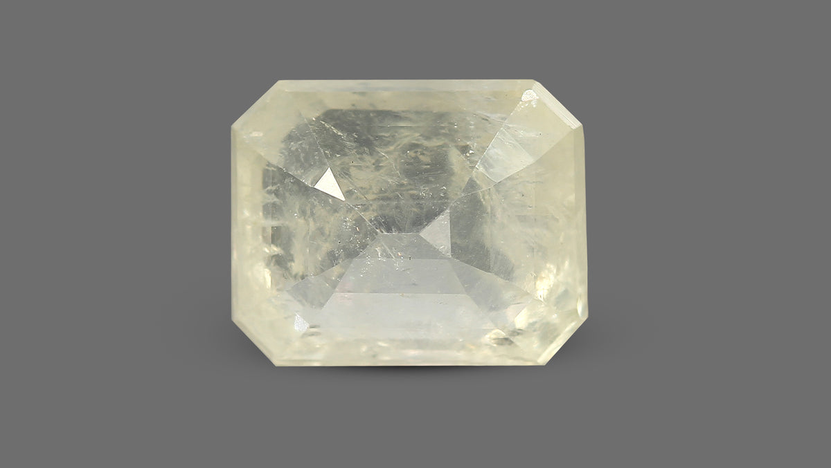 Natural Yellow Sapphire 9.33 Carats / 10.25 Ratti