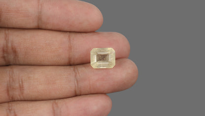 Natural Yellow Sapphire 9.33 Carats / 10.25 Ratti