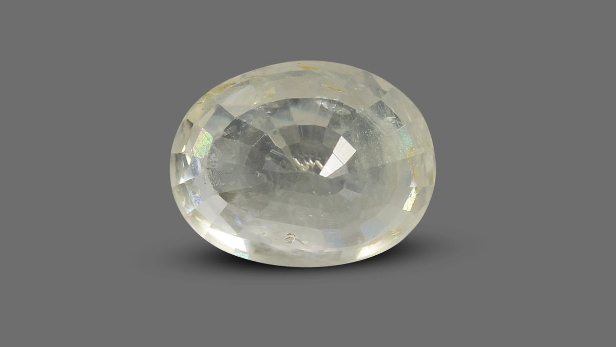 Natural Yellow Sapphire 6.19 Carats / 6.8 Ratti