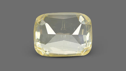 Natural Yellow Sapphire 5.46 Carats / 6 Ratti