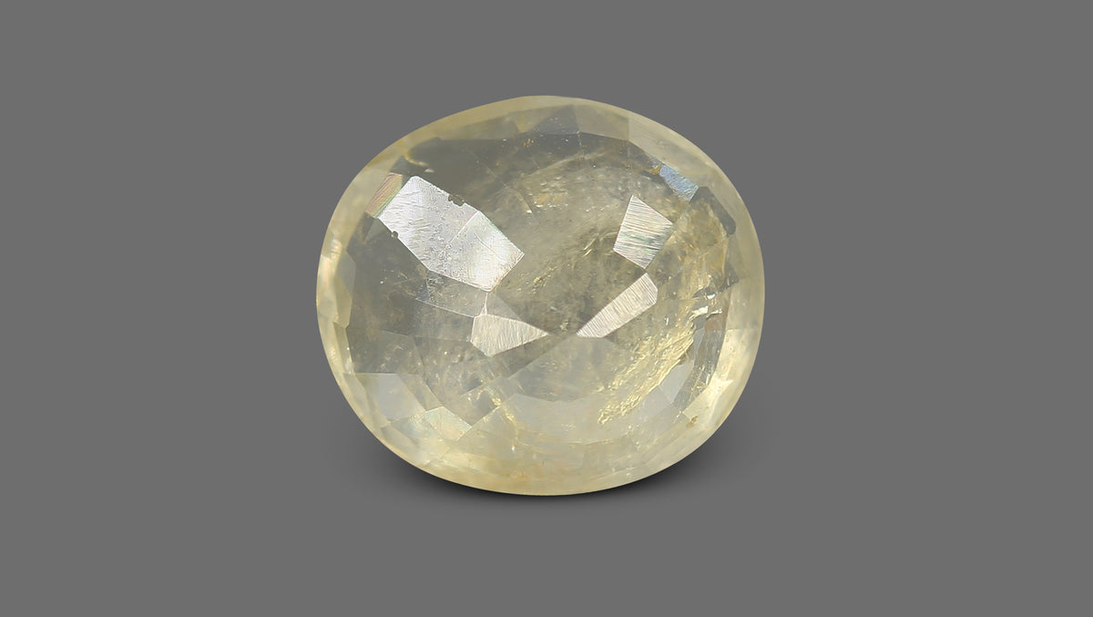 Natural Yellow Sapphire 11.07 Carats / 12.16 Ratti