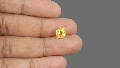 Natural Yellow Sapphire 4.11 Carats / 4.52 Ratti