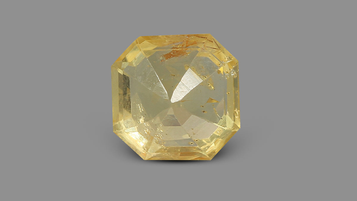 Natural Yellow Sapphire 4.98 Carats / 5.47 Ratti