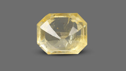 Natural Yellow Sapphire 4.37 Carats / 4.8 Ratti