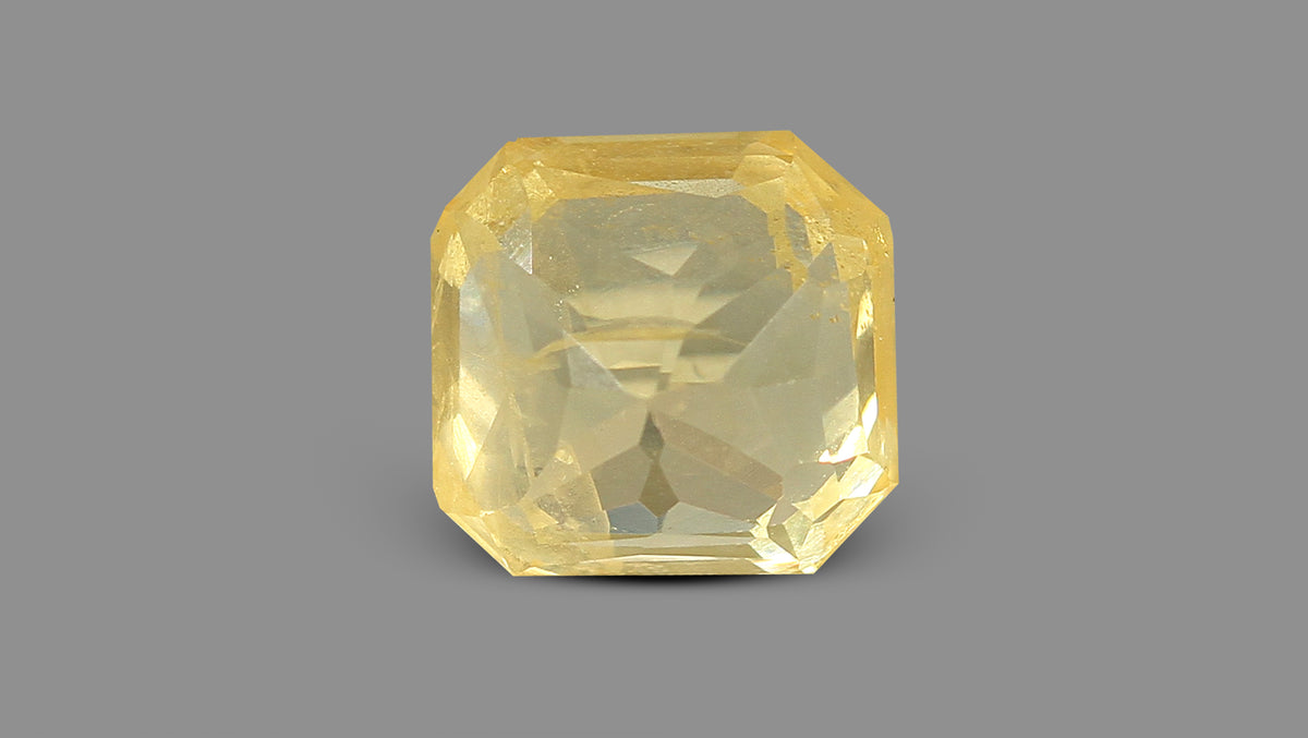 Natural Yellow Sapphire 5.59 Carats / 6.14 Ratti