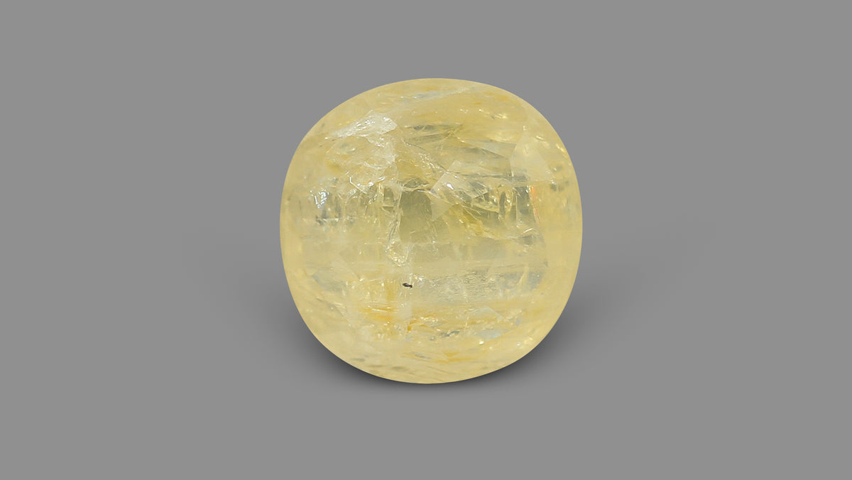 Natural Yellow Sapphire (Pukhraj) 6.80 Carats / 7.47 Ratti