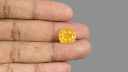 Natural Yellow Sapphire (Pukhraj) 9.14 Carats / 10.04 Ratti