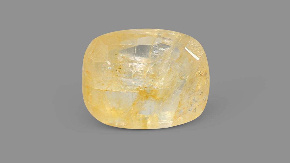 Natural Yellow Sapphire (Pukhraj) 6.43 Carats / 7.07 Ratti