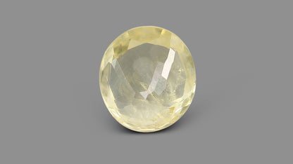 Natural Yellow Sapphire (Pukhraj) 3.28 Carats / 3.6 Ratti