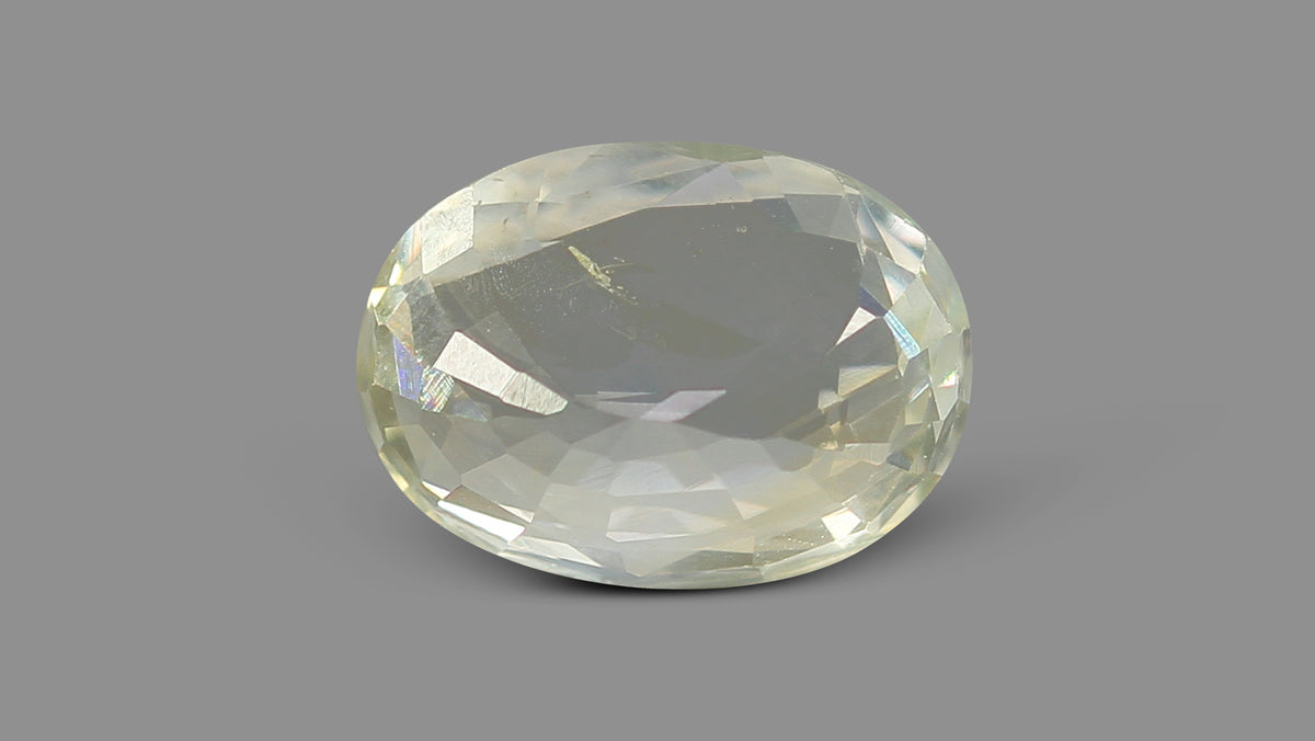 Natural Yellow Sapphire (Pukhraj) 5.02 Carats / 5.52 Ratti